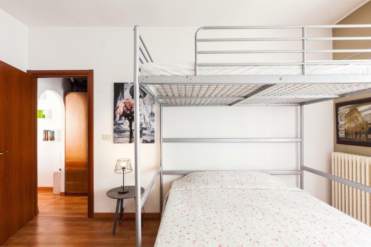 Milano Apartment Ana Exterior photo